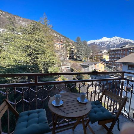 Blue Moon - Via Parigi Apartments Aosta Eksteriør billede